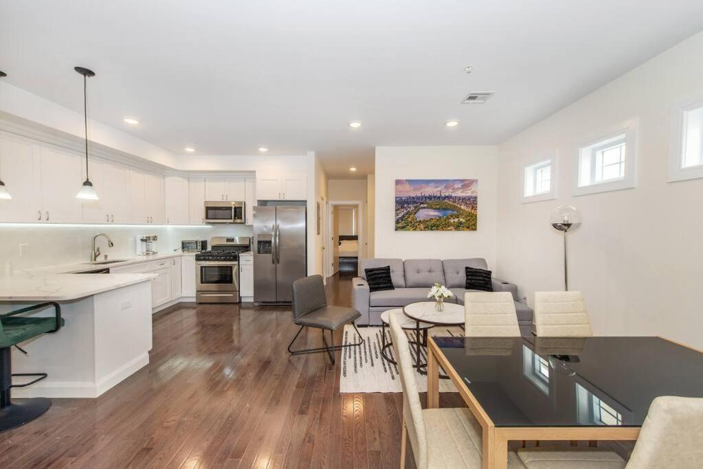 Stylish Chic Condo Nyc At Fingertips ノース・バーゲン エクステリア 写真